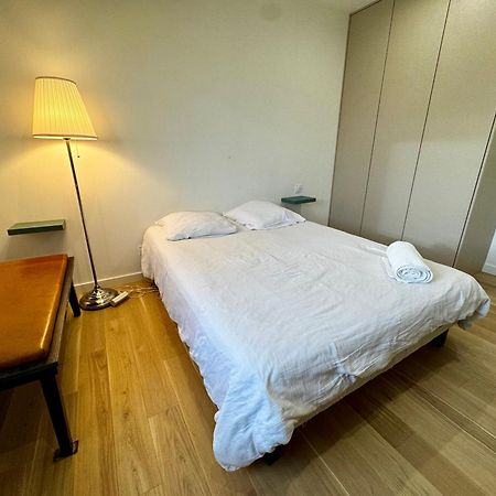 Chambre Privee Climatisee Avec Salle De Bains Partagee-Le Sapin Genay (Rhone) Exterior photo